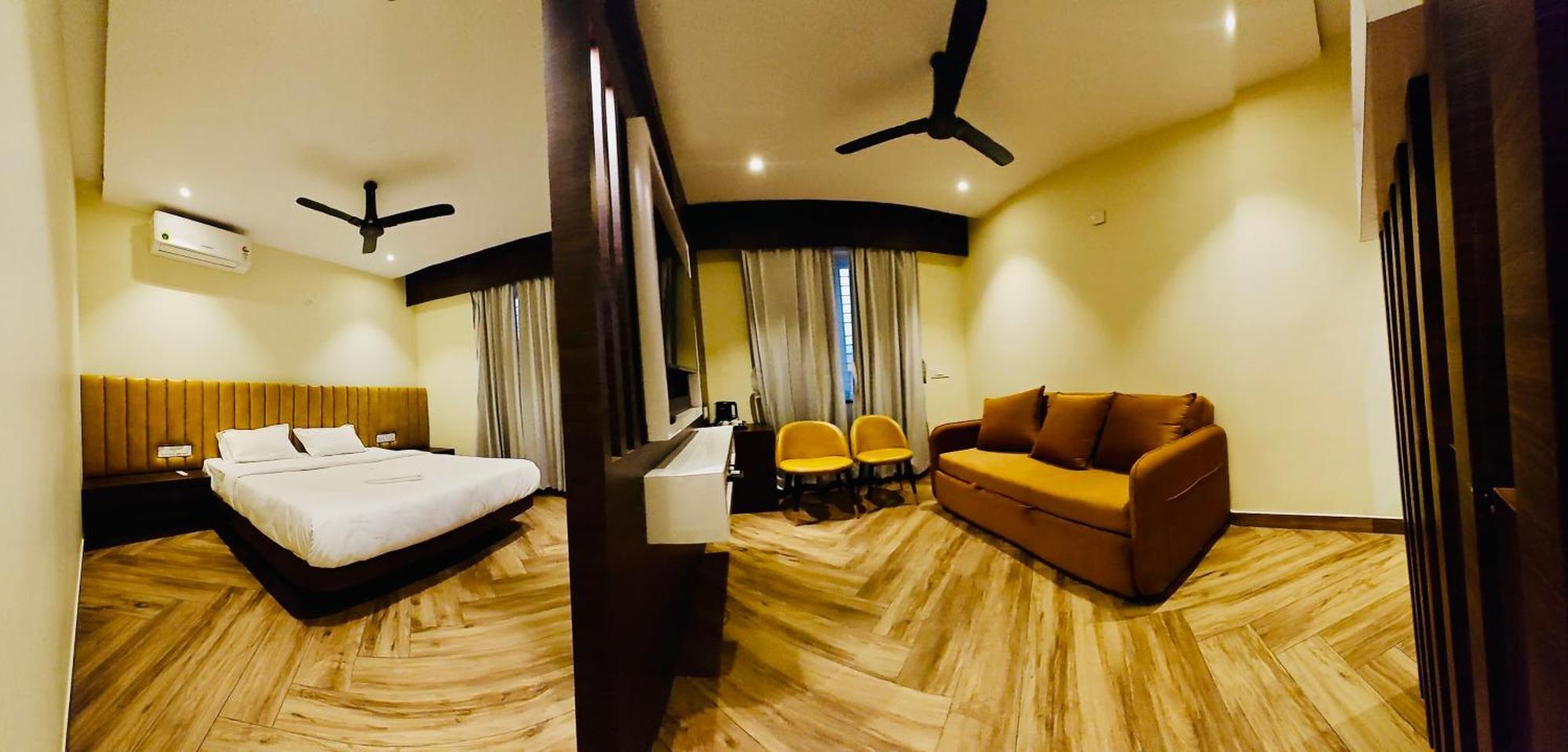 S K Legacy Hotel ไมซอร์ ภายนอก รูปภาพ