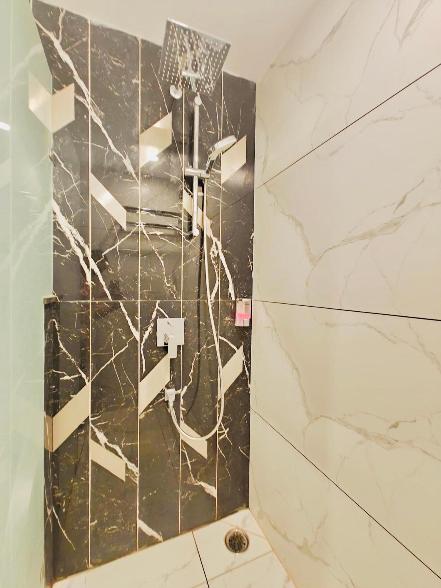 S K Legacy Hotel ไมซอร์ ภายนอก รูปภาพ