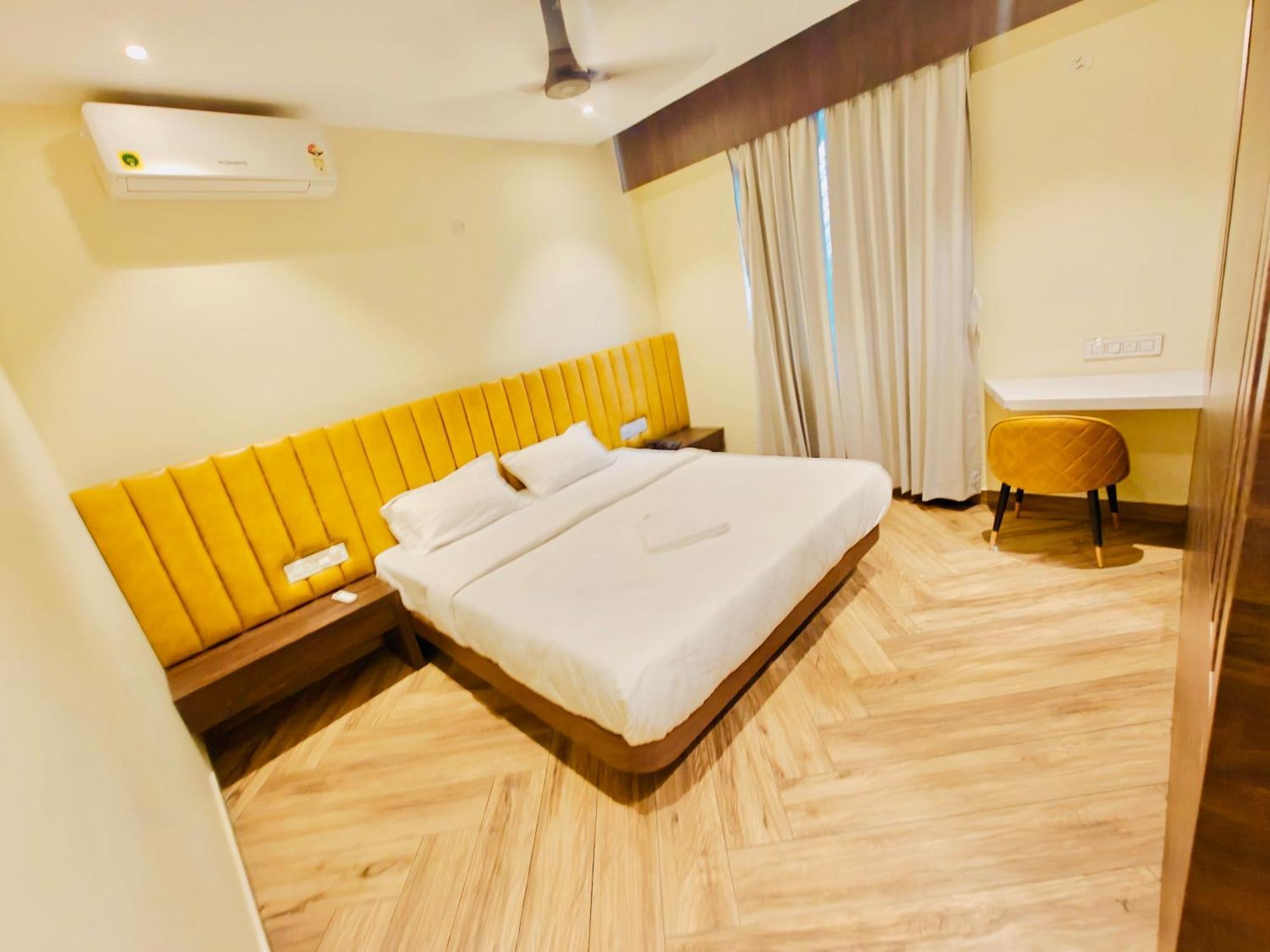 S K Legacy Hotel ไมซอร์ ภายนอก รูปภาพ